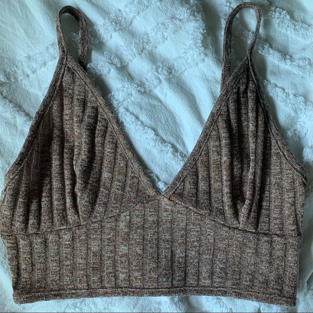 brown ribbed v neck cropped tank top